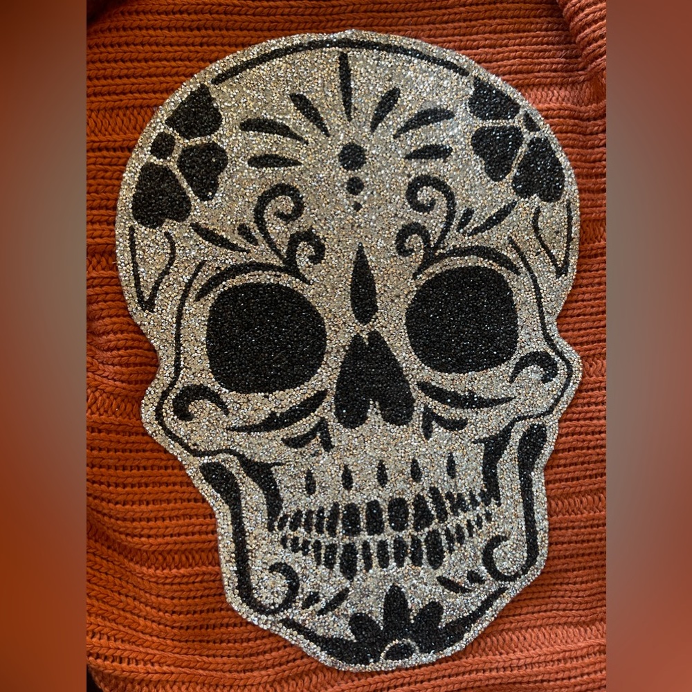 Skull Decor - Picture 3 of 4